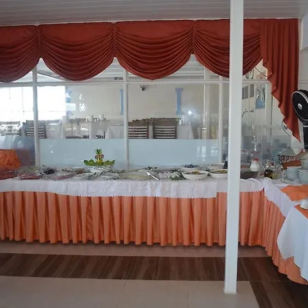 Yasmin Hotel 2*