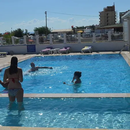 Yasmin Hotel 2*