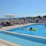 Yasmin Hotel 2*