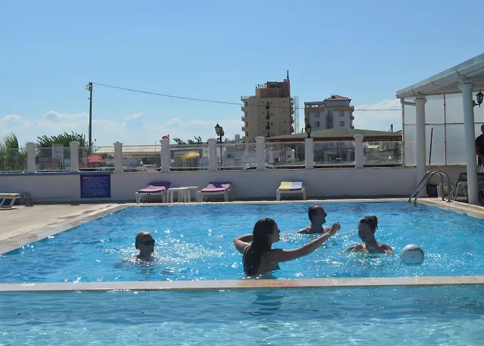 Yasmin Szálloda Küçükköy